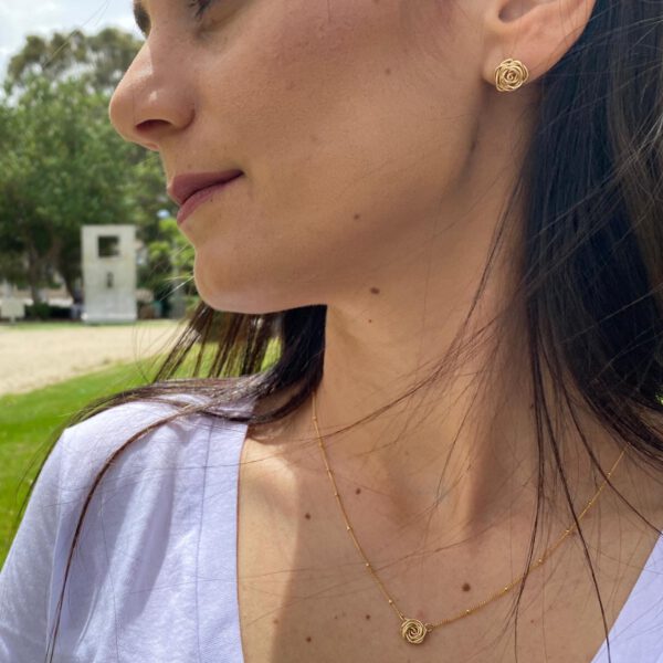 ⁦עגילי רוז וינטג'⁩ – תמונה ⁦4⁩